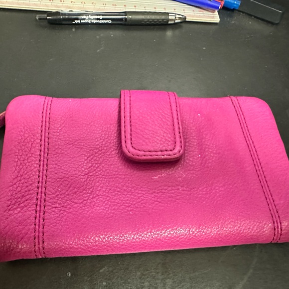 Fossil Hot Pink Large Wallet - Picture 2 of 2